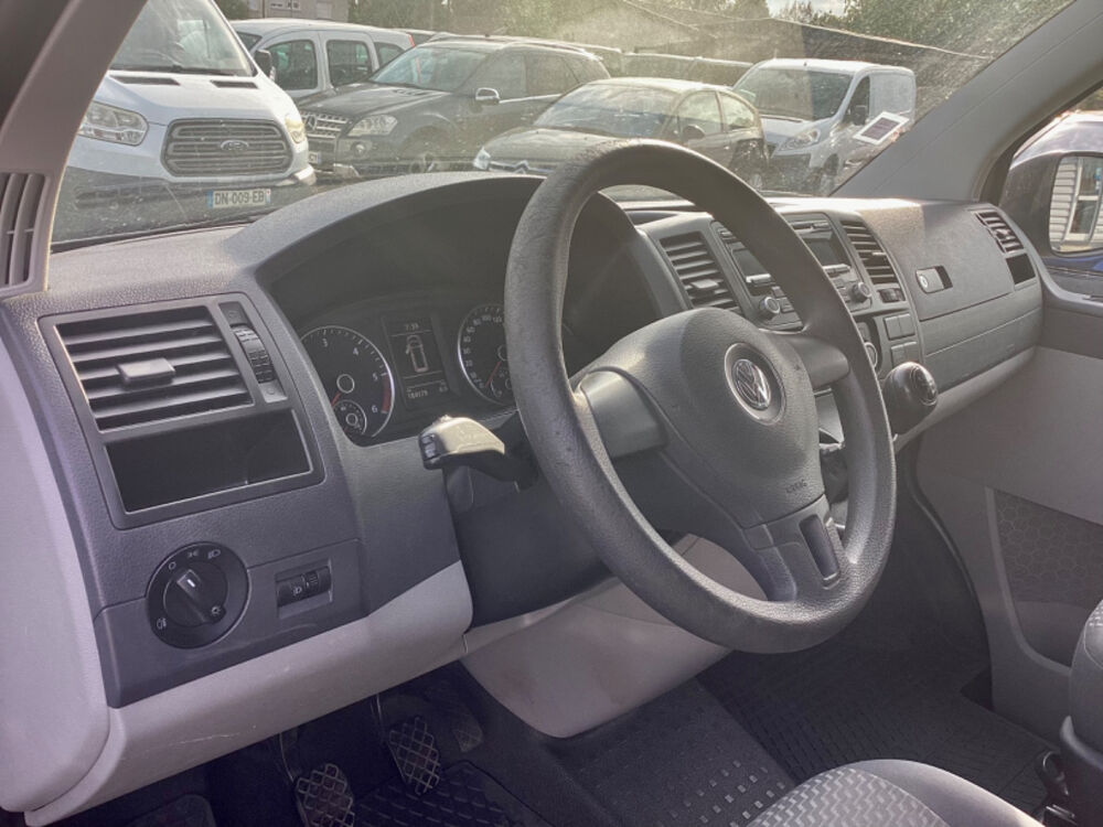 Transporter Combi L2H1 2.0 TDI 140 CH 5 PLACES 2013 occasion 33700 M&eacute;rignac