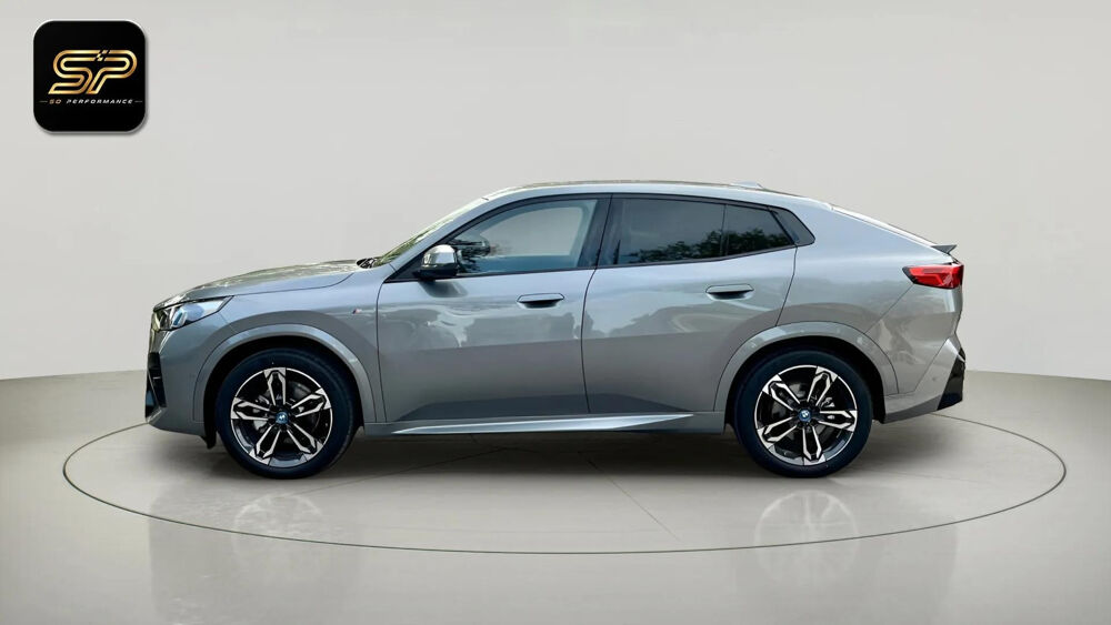 iX2 eDRIVE20 M SPORT 204 CH * 4 650 KM * ALCANTARA * GPS * CARPL 2025 occasion 33150 Cenon