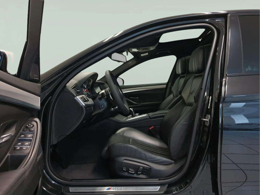 M5 F10 4.4 V8 560 ch * HUD * Harman Kardon * 360&deg; * Toit Ouvran 2016 occasion 33150 Cenon