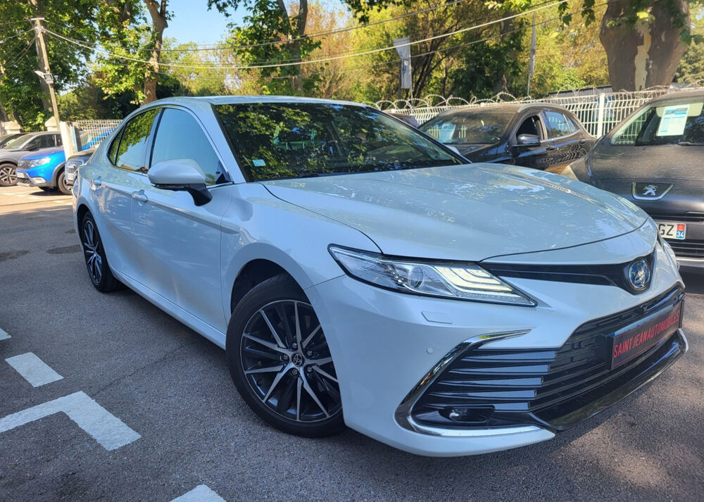 Camry 2.5 HYBRID LOUNGE ECVT 2023 occasion 34430 Saint-Jean-de-V&eacute;das