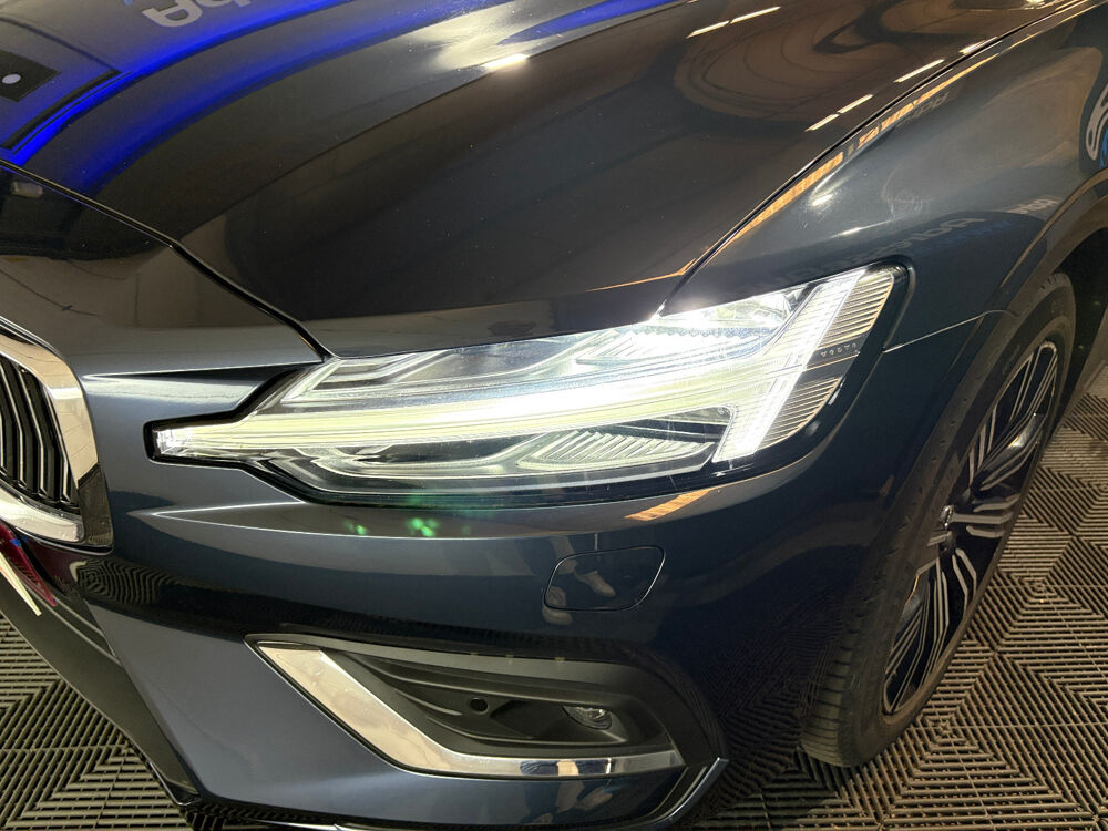 V60 Inscription Luxe AWD Geartronic 190cv 2020 occasion 69890 La Tour-de-Salvagny