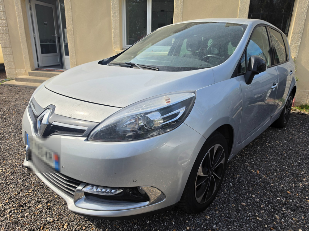 M&eacute;gane II Scenic Bose 2016 occasion 78300 Poissy