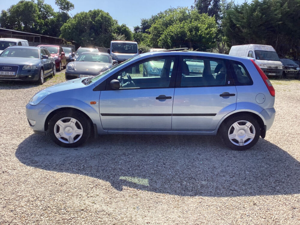 Fiesta Ghia 1.4 TDCI 70 CH BOITE AUTO 2005 occasion 33700 M&eacute;rignac