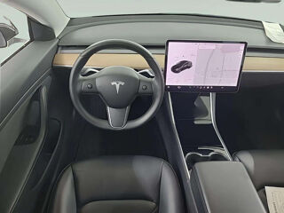 Model 3 STANDARD RANGE PLUS RWD 299 CH * AUTOMATIQUE * TOIT PANORAMI 2019 occasion 33150 Cenon