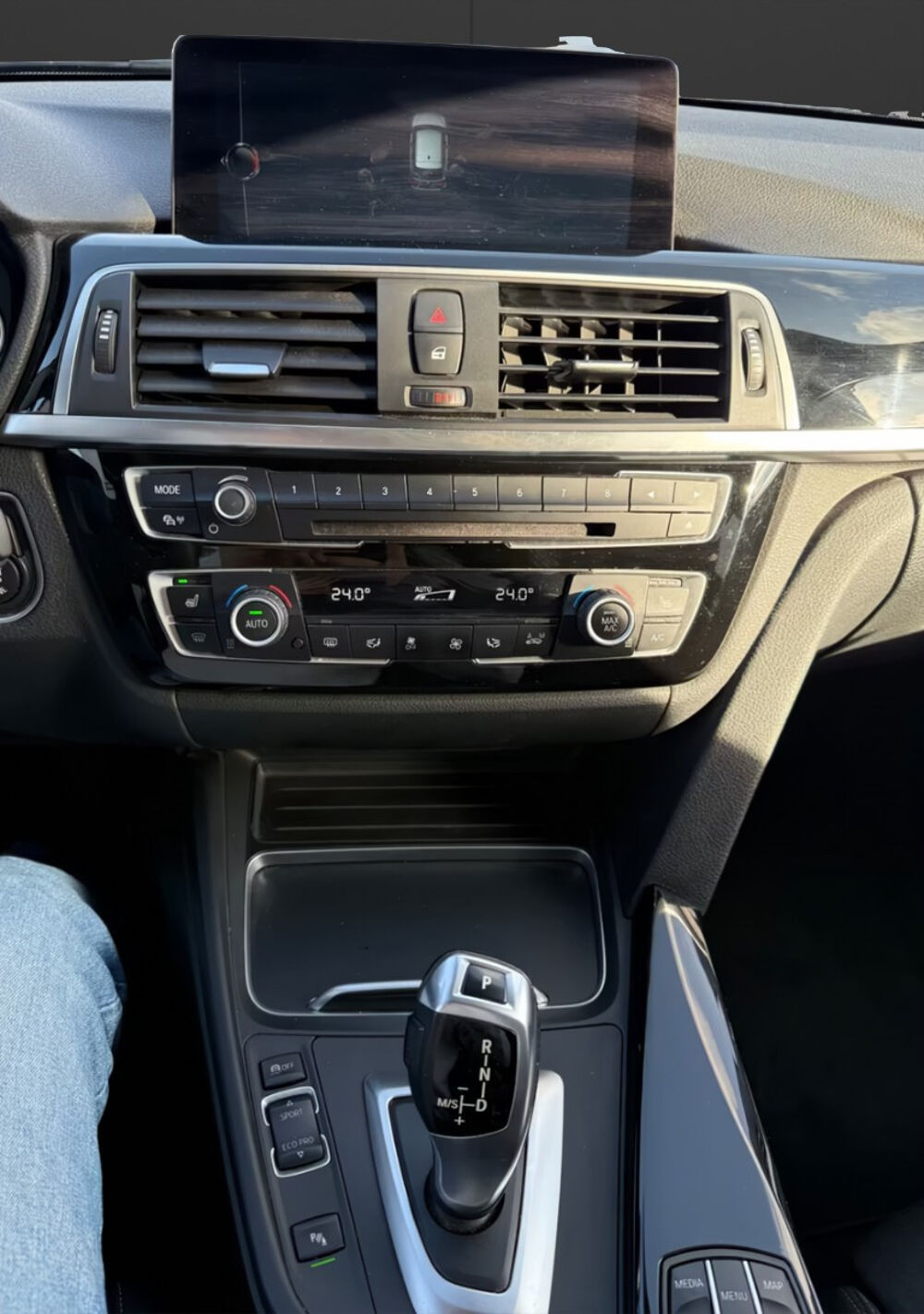 S&eacute;rie 3 335dA xDrive 313ch - Si&egrave;ges chauffants - Attelage amovible - 2017 occasion 33320 Eysines