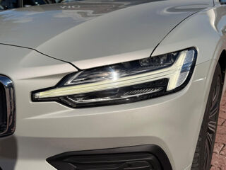 V60 II D3 150 ADBLUE MOMENTUM GEARTRONIC 8 2019 occasion 60200 Compi&egrave;gne