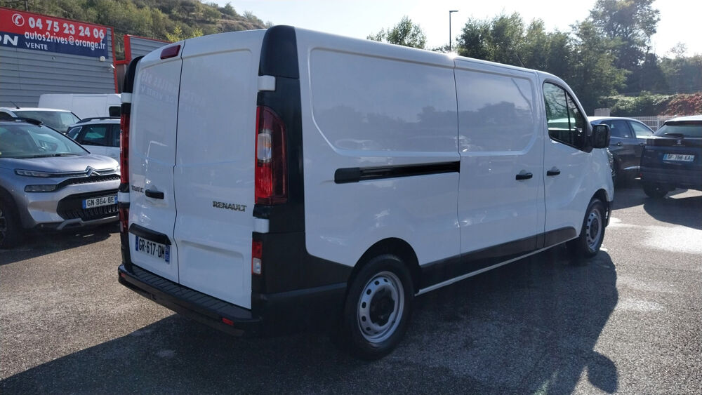 Trafic RENAULT TRAFIC L2H1 3T 2.0 Blue dCi 130ch Confort 2023 occasion 26240 Saint-Vallier