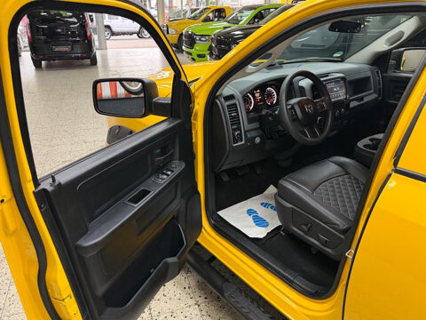 RAM BIGHORN CREW CAB 4X4 * V8 HEMI 5.7 401 CH * GPL * RUMBLE BEE 2019 occasion 33150 Cenon