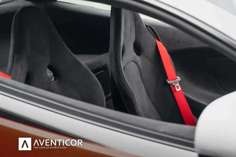 570S * 570 CH * LIVR&Eacute;E JAMES HUNT * CARBONE * FREINS C&Eacute;RAMIQUE * 2017 occasion 33150 Cenon