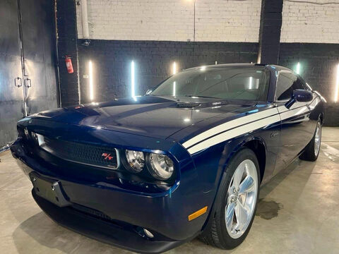 Dodge Challenger R/T Plus Classic 5.7 V8 HEMI * 381 ch * BVA * Toit Ouvrant 2014 occasion Lyon 69006