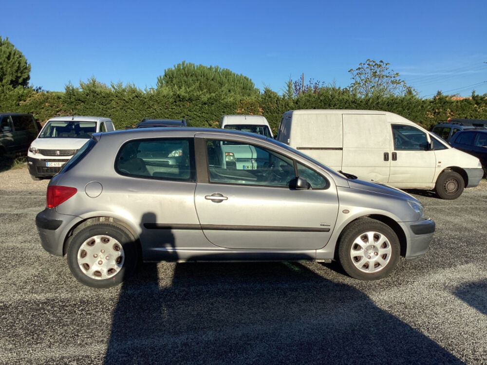 307 XS 1.6 HDI 110 CH CONTROLE TECHNIQUE OK 2004 occasion 33700 M&eacute;rignac