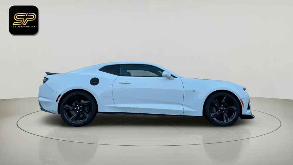Camaro SS 6.2 V8 * ZL1 Look * Bo&icirc;te Manuelle * CarPlay * HUD * Cam&eacute; 2019 occasion 33150 Cenon