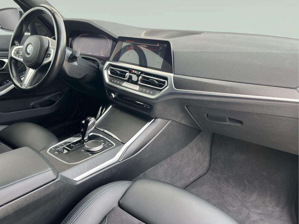 S&eacute;rie 3 XDRIVE TOURING M SPORT 190 CH * BVA8 * LASER * HIFI * DAB * 2022 occasion 33150 Cenon