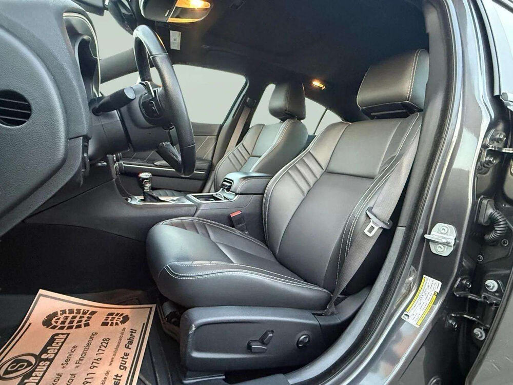 Charger SXT AWD * V6 3.6 * 296 ch * 4x4 * Toit Ouvrant * Cam&eacute;ra 2019 occasion 33150 Cenon