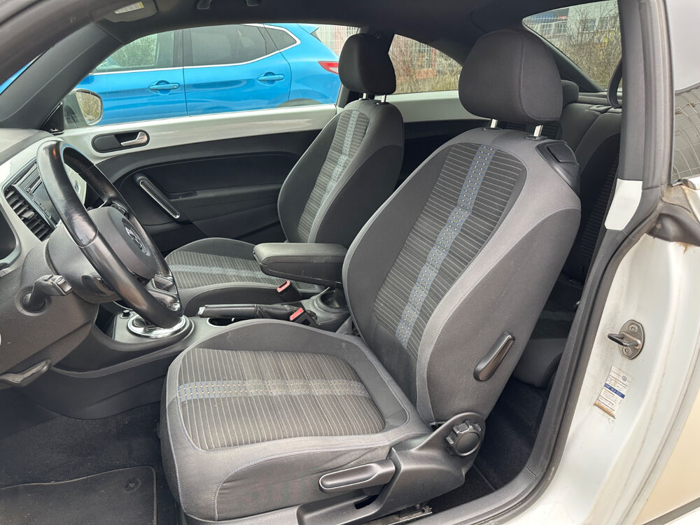 COCCINELLE II 2.0 tsi 200 white turbo / systeme audio fender 2013 occasion 66330 Cabestany