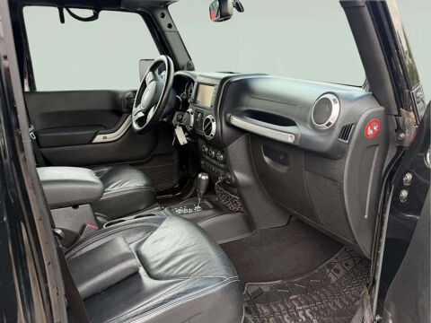 Wrangler Unlimited Sahara * 2.8 CRD * 4x4 * Bo&icirc;te Auto * Cuir * Hard 2013 occasion 33150 Cenon
