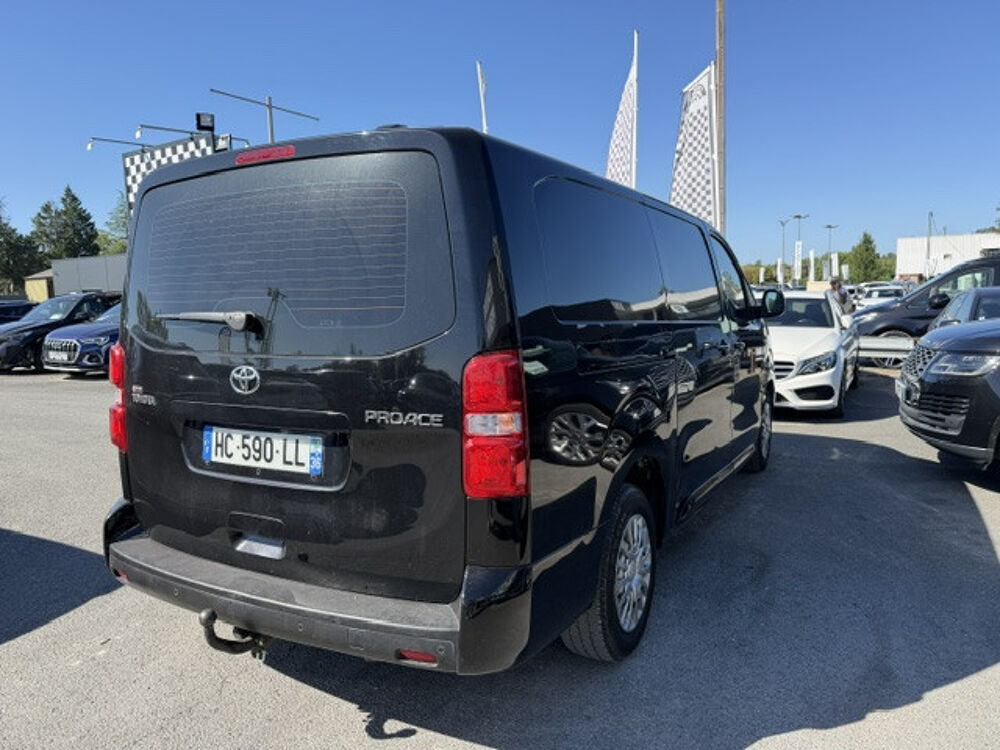 Proace TOYOTA PROACE 177 CV XL L2 Lounge GPS ATTELAGE HAYON ARRIERE 2019 occasion 24750 Tr&eacute;lissac