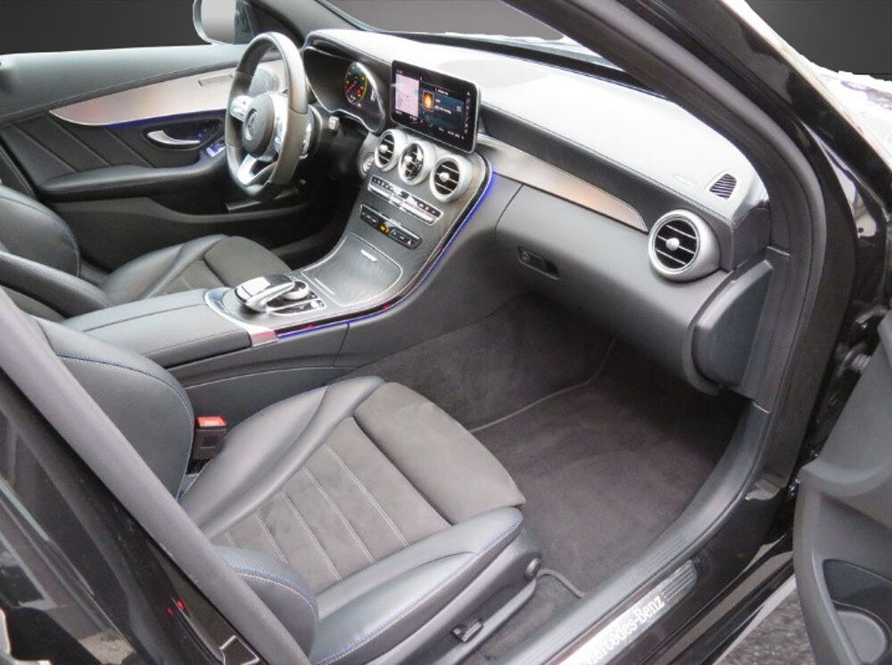 Classe C 220 d &middot; AMG Line &middot; 194 ch &middot; Night Edition &middot; Panoramique &middot; Bu 2021 occasion 33320 Eysines