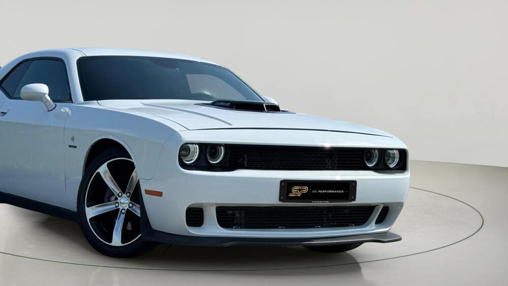 Challenger 5.7 V8 HEMI 377 ch * Bo&icirc;te Auto * Cam&eacute;ra de Recul * Bi-X&eacute;non 2016 occasion 33150 Cenon