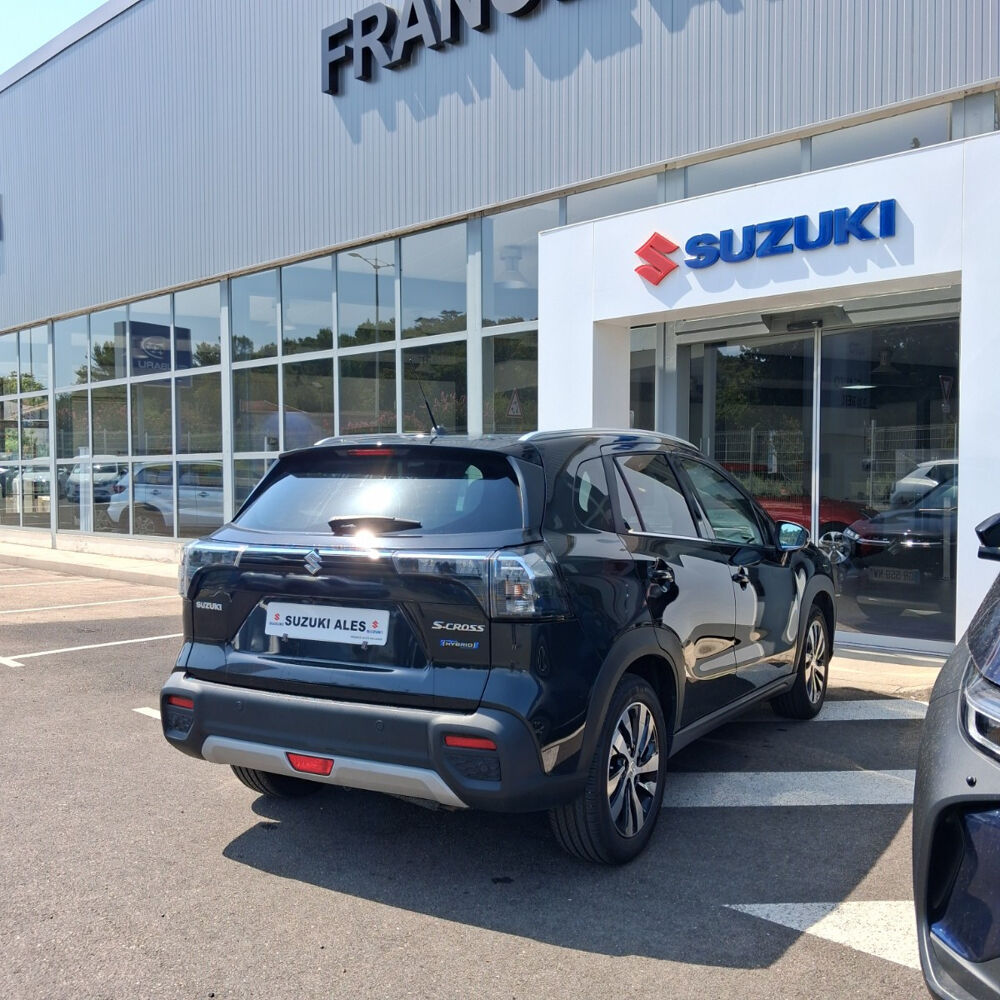 S-cross 1.5 DUALJET 115 HYBRID STYLE AUTO ALLGRIP 2023 occasion 30100 Al&egrave;s