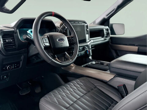 Focus CREW CAB 4X4 * V8 5.0 401 CH * 6 PLACES * CUIR * CARPLAY * C 2024 occasion 33150 Cenon