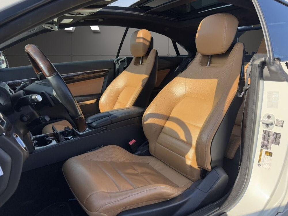 Classe E 350 Coup&eacute; &middot; 3.5 V6 306ch &middot; BVA &middot; AMG Line &middot; Toit panoramique 2014 occasion 33320 Eysines