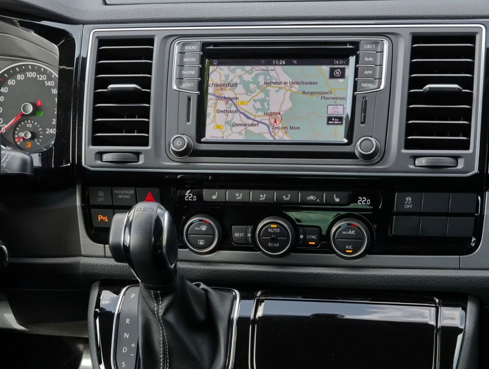 MULTIVAN T6 4x4 - Attelage - 7 places - 2 Portes coulissantes - Cam&eacute;r 2019 occasion 33320 Eysines