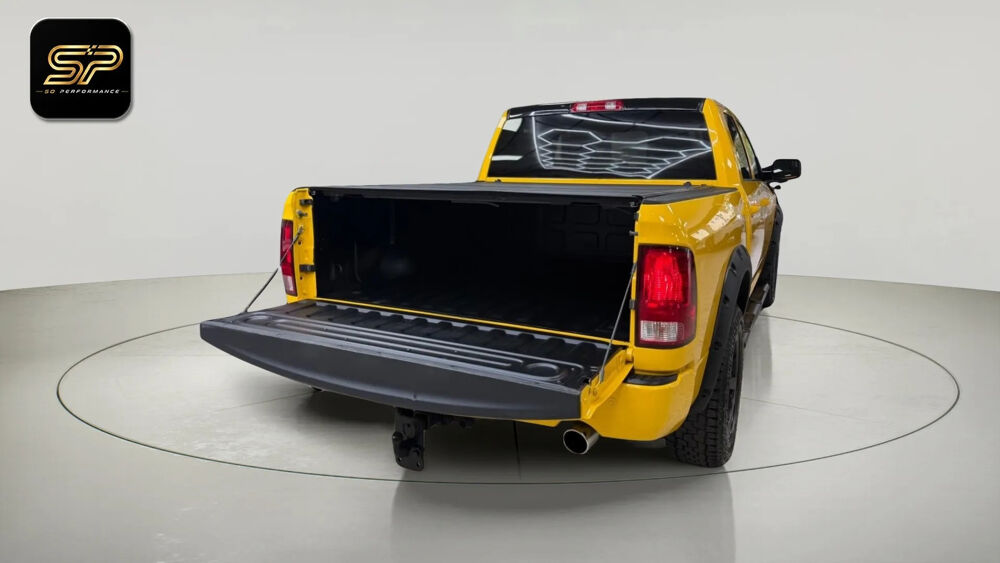 RAM BIGHORN CREW CAB 4X4 * V8 HEMI 5.7 401 CH * GPL * RUMBLE BEE 2019 occasion 33150 Cenon