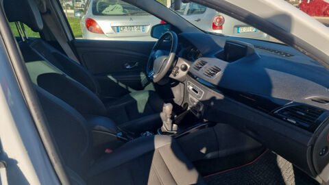 M&eacute;gane III Bose Edition 2014 occasion 13300 Salon-de-Provence