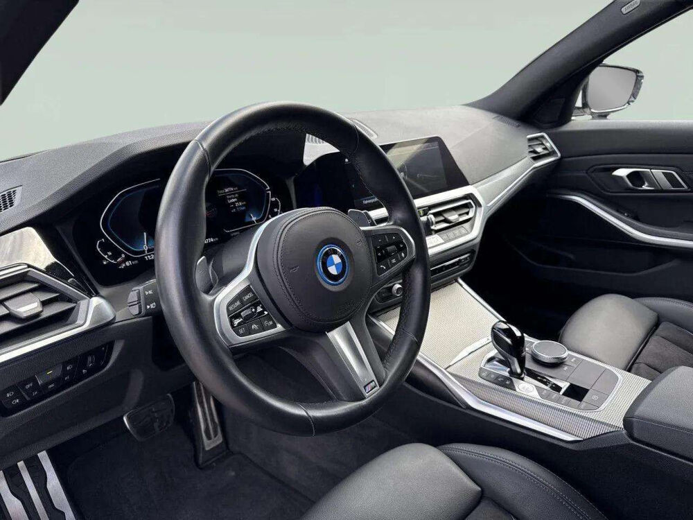 S&eacute;rie 3 e xDRIVE TOURING M SPORT 292 CH * CAM&Eacute;RA 360 * ACC * ATTELAG 2022 occasion 33150 Cenon