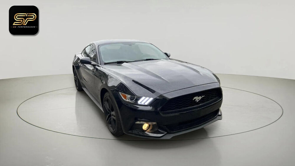 Mustang Coup&eacute; * 2.3 EcoBoost * 290 ch * BVM * Cam&eacute;ra * Faible Kilom&eacute; 2017 occasion 33150 Cenon