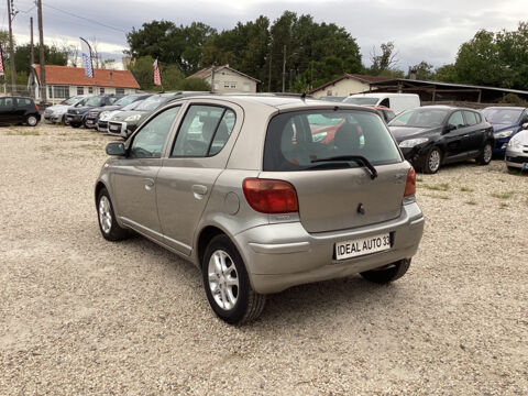 Yaris 1.0 Linea Luna 2005 occasion 33700 M&eacute;rignac