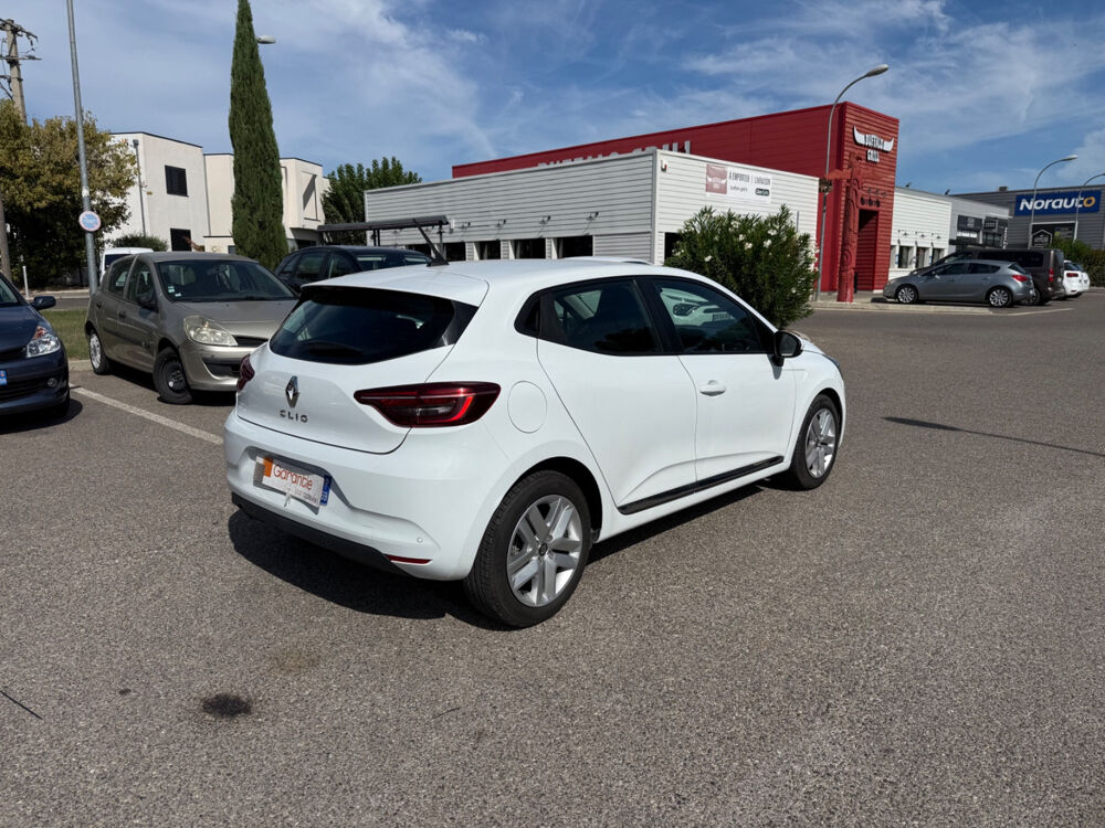 Clio V Business Edition 2022 occasion 13300 Salon-de-Provence