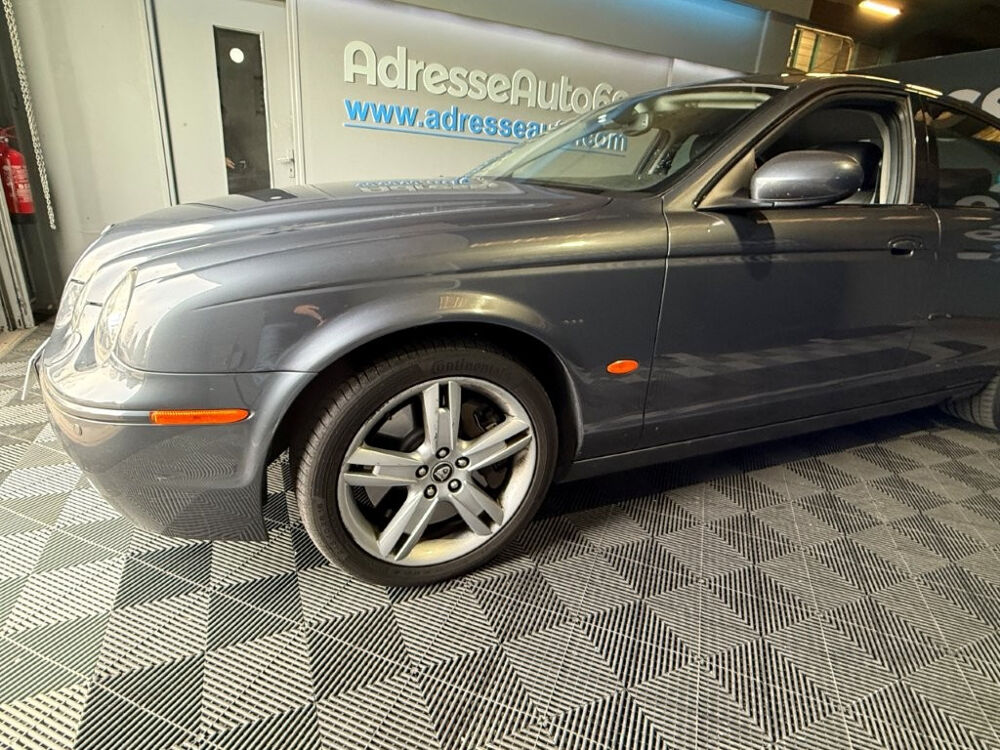 S-Type 4.2 V8 R supercharged 406cv 2007 occasion 69890 La Tour-de-Salvagny