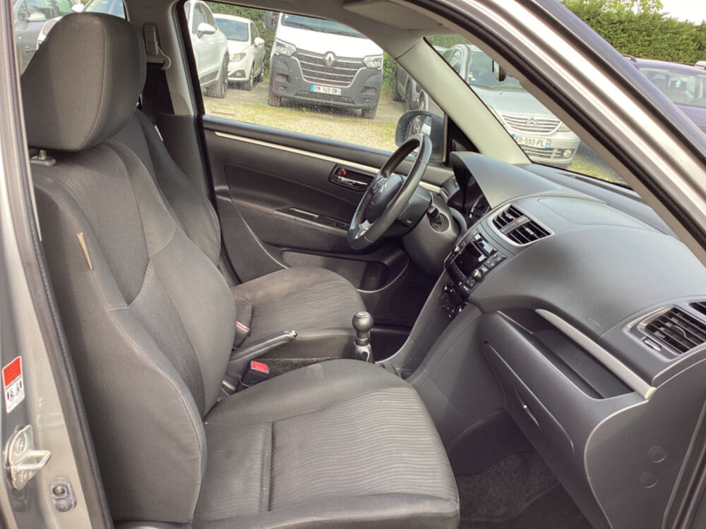Swift 1.3 DDIS 75 CH GLX 2011 occasion 33700 M&eacute;rignac