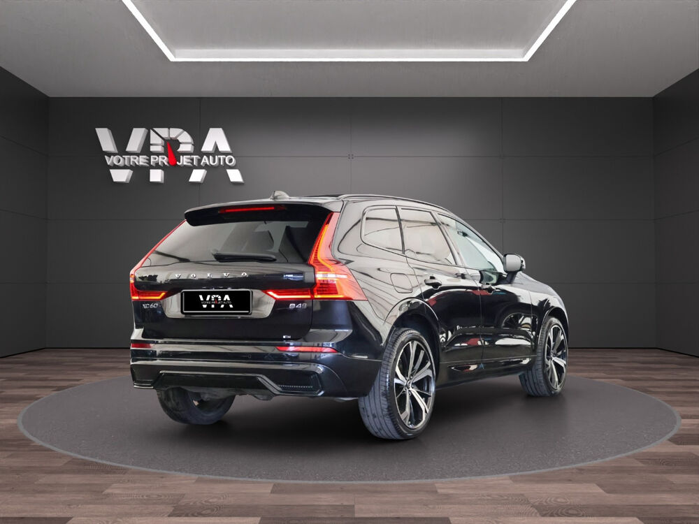 XC60 B4 D AWD R-Design Dark Plus 197 ch - Toit panoramique – Harm 2023 occasion 33320 Eysines
