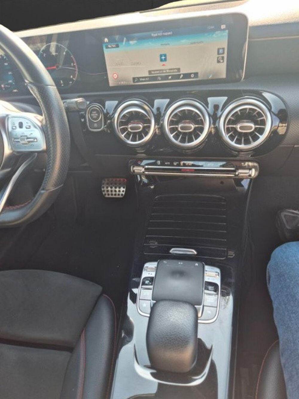 Classe A 180d &middot; 1.5d 116ch &middot; AMG Line &middot; MBUX &middot; Si&egrave;ges chauffants &middot; Ph 2019 occasion 33320 Eysines