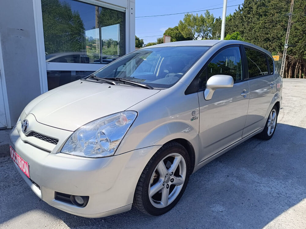 Corolla Verso 2.2 D-4D 177 Clean POWER 7 PLACES 2006 occasion 06220 Le Golfe Juan