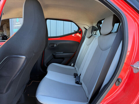 Aygo II (KGB/PAB) 5 Portes 1.0 VVTi 69 cv 2014 occasion 33210 Langon