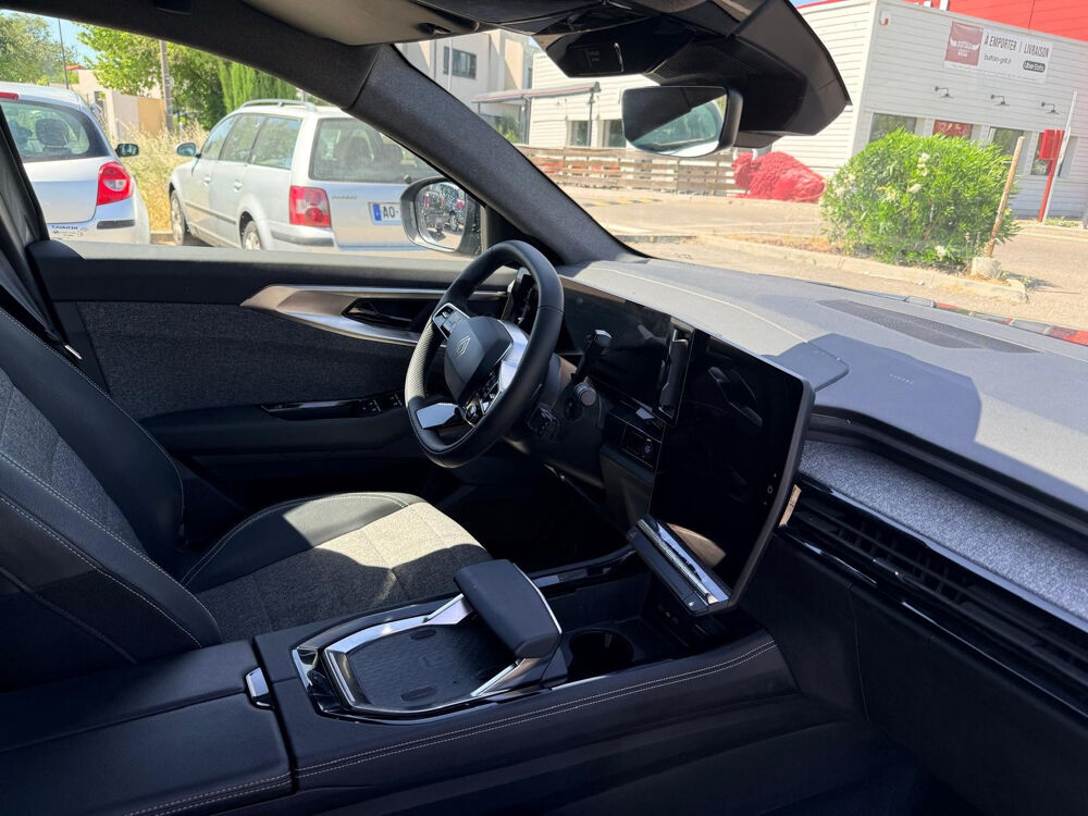 Espace Techno E-Tech Hybrid 2025 occasion 13300 Salon-de-Provence