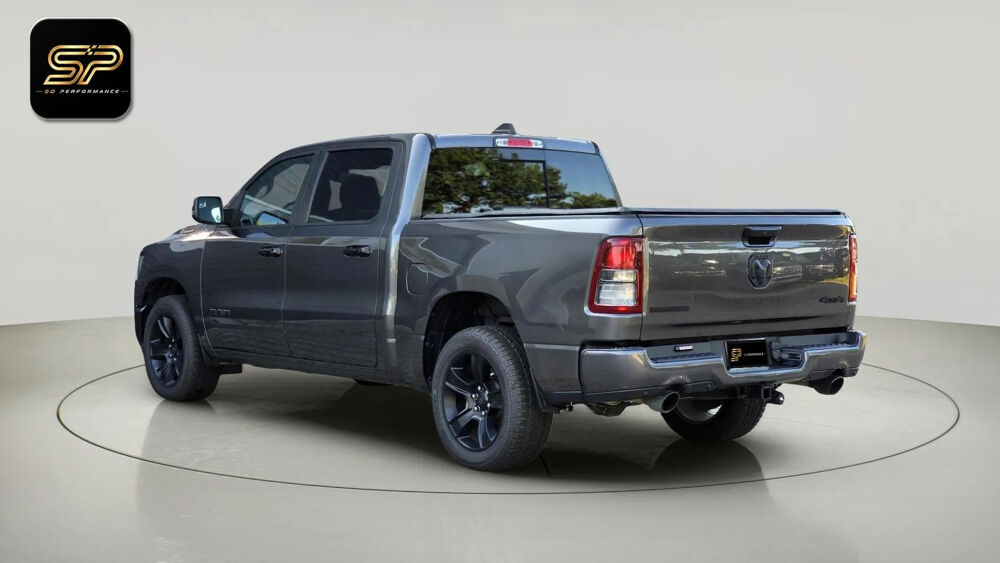 RAM 1500 BIG HORN NIGHT CREW CAB 4X4 * 5.7 V8 401 CH * AUTOMATIQ 2023 occasion 33150 Cenon
