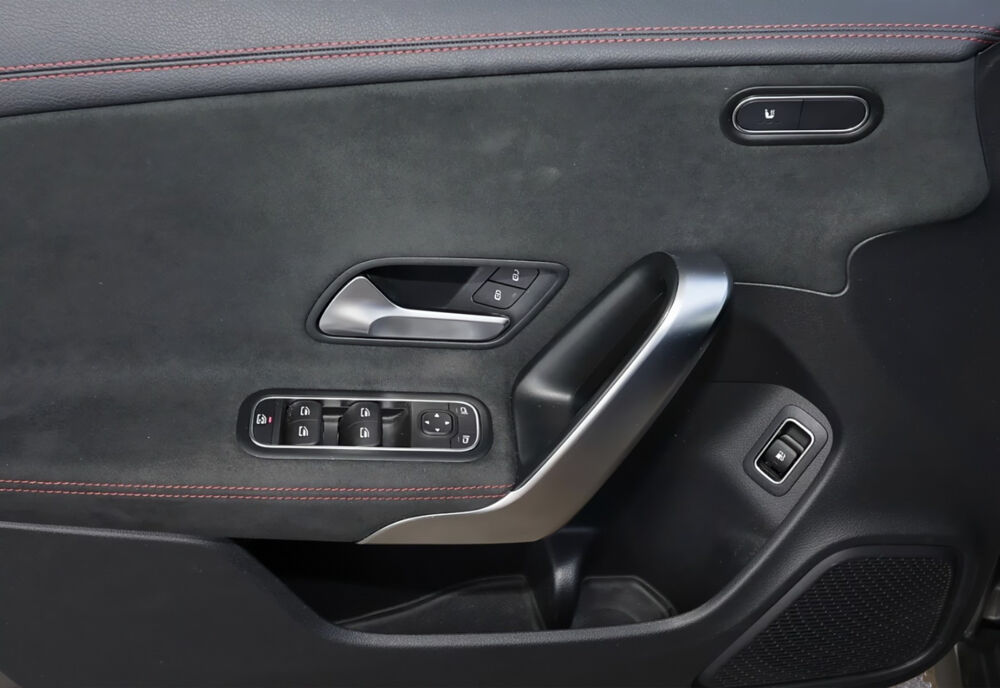 Classe CLA CLA 250 e AMG Line – Hybride rechargeable – Gris Magno – MBU 2021 occasion 33320 Eysines