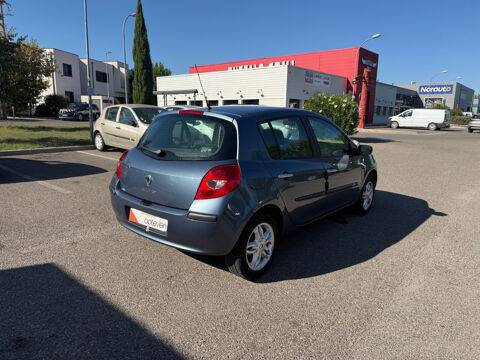 Clio 1.6 16V 2007 occasion 13300 Salon-de-Provence