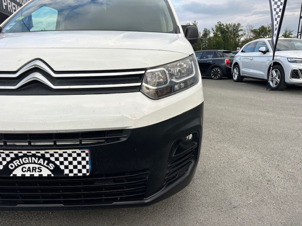 Berlingo CITROEN 100 BERLINGO GPS TEL CAMERA DE RECUL ATELIER ETC...( 2020 occasion 24750 Tr&eacute;lissac