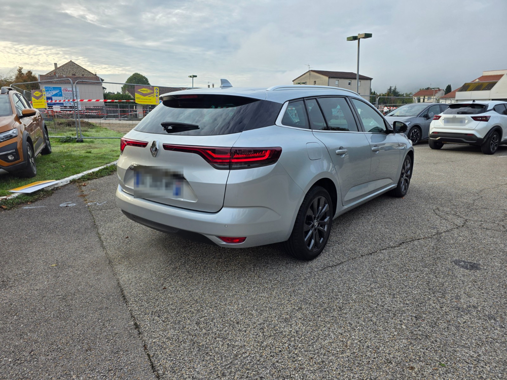 M&eacute;gane 1.3 TCe - 140ch - Techno EDC - Cam&eacute;ra de recul - Suivi Renau 2023 occasion 26240 Saint-Vallier