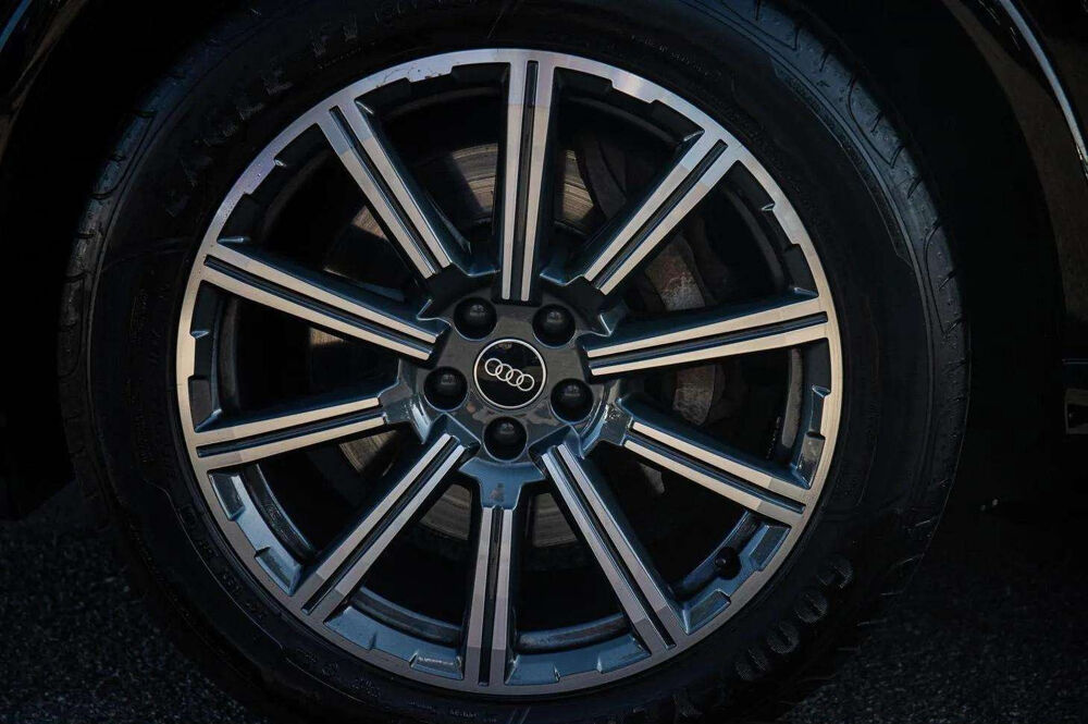 Q7 55 TFSI 340 CH * S LINE * QUATTRO * MATRIX LED * CUIR * HUD 2022 occasion 33150 Cenon