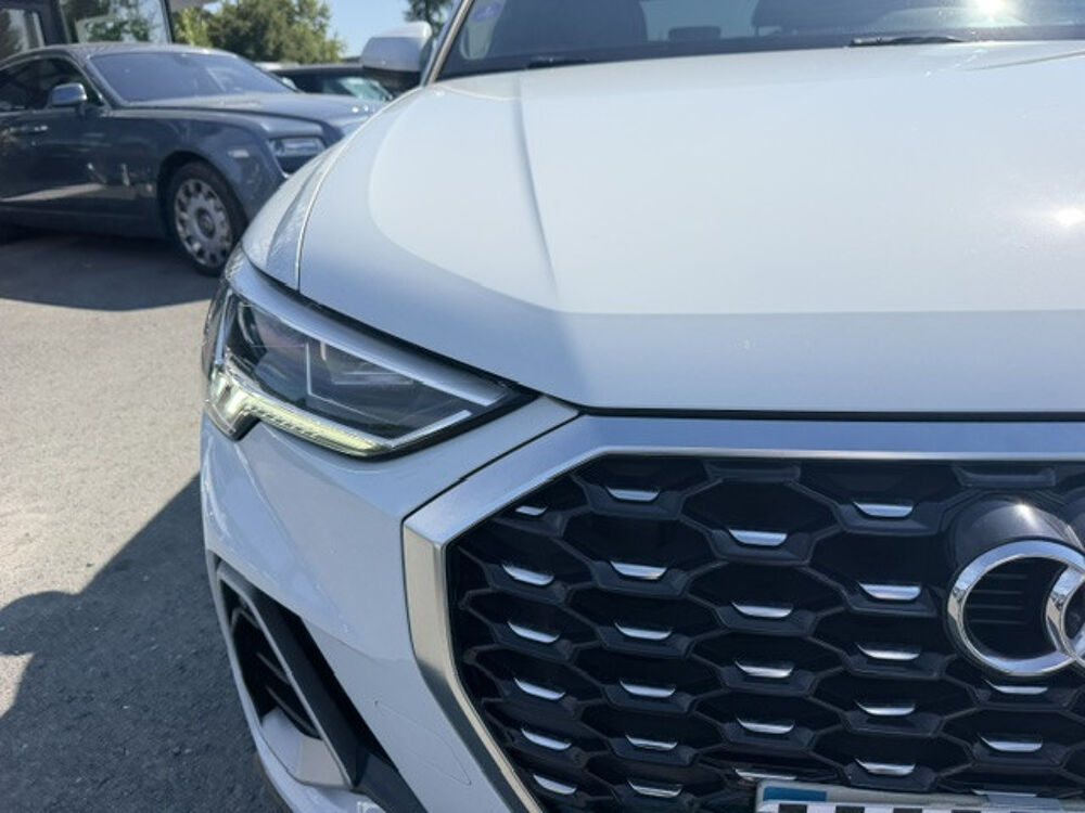 Q3 35 TFSI S line S-tronic,1 ere main , entretien Audi camera d 2023 occasion 24750 Tr&eacute;lissac