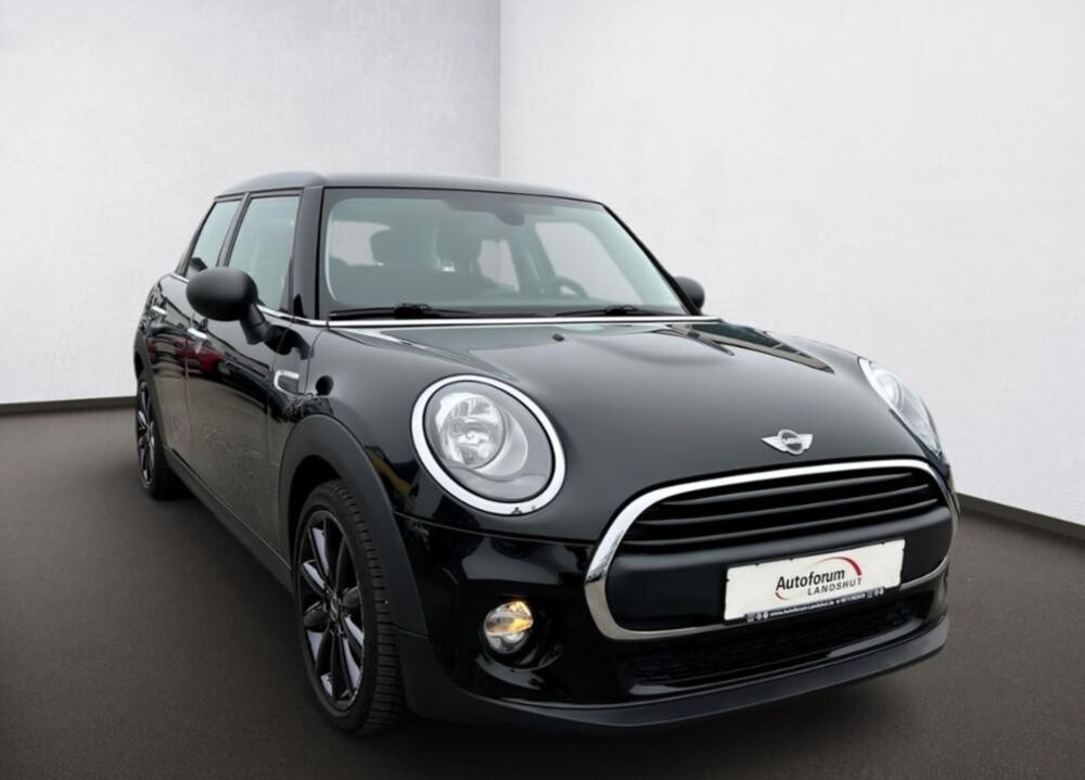 One 1.2 - BVA6 Clim Automatique - Si&egrave;ges chauffants - Pack Black 2015 occasion 33320 Eysines