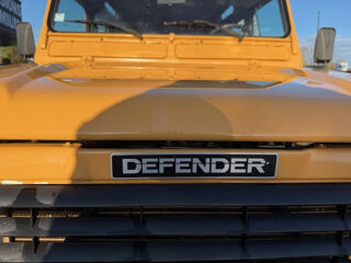 Defender TD5 110 Station Wagon 9PLACES, ... 2000 occasion 24750 Tr&eacute;lissac