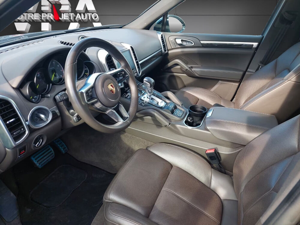 Cayenne E-Hybrid Platinum Edition • 3.0 V6 333 ch • Toit panoramique 2017 occasion 33320 Eysines